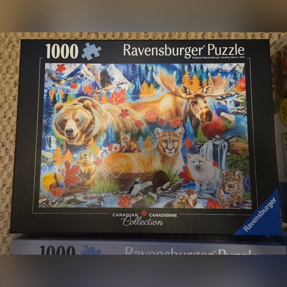 Ravensburger Canadian Wildlife Puzzle with Blue and Red Accents